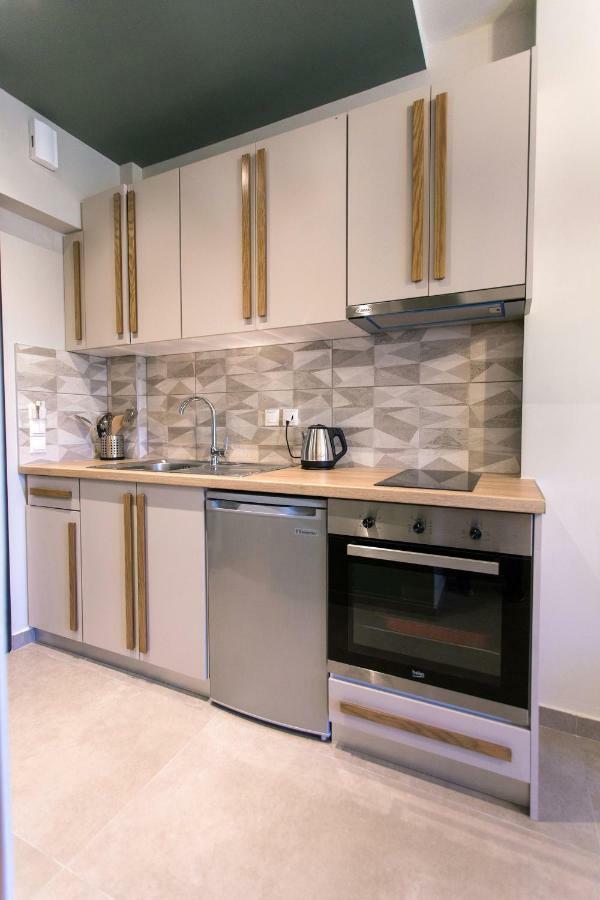 Moonline Maisonettes & Apartment *