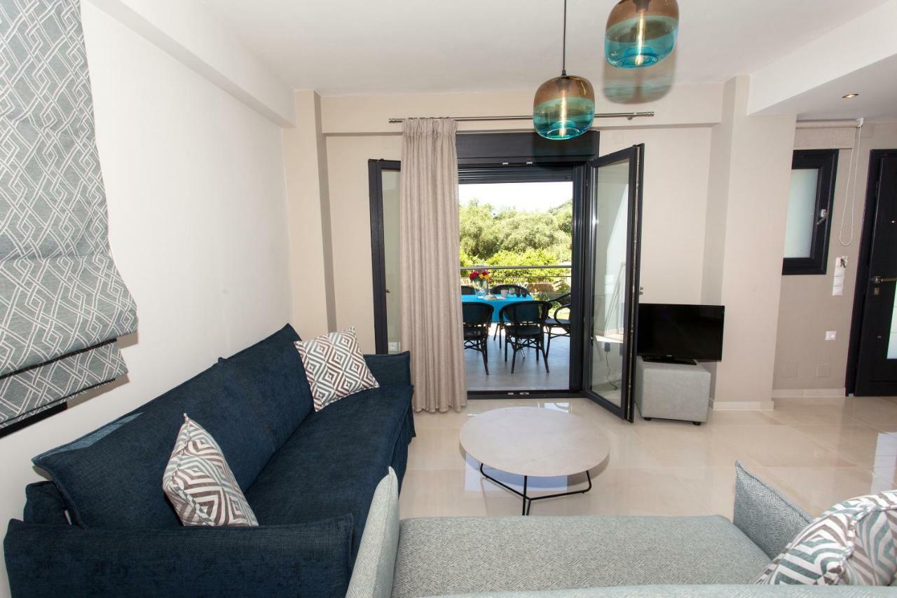 Apartment Moonline Maisonettes & Parga